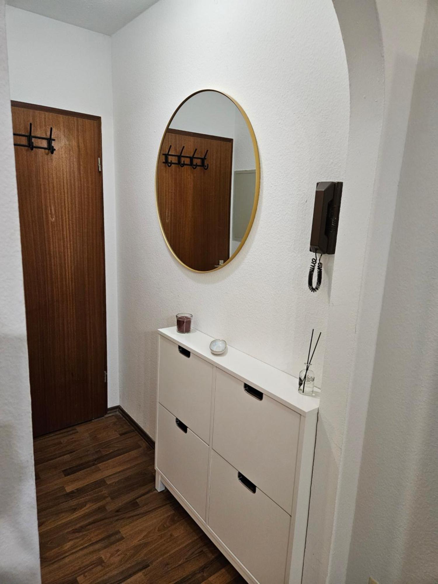 Neu Eingerichtetes 1zimmerapartment Mit Tg Stellplatz, Stufenloser Zugang * Würzburg