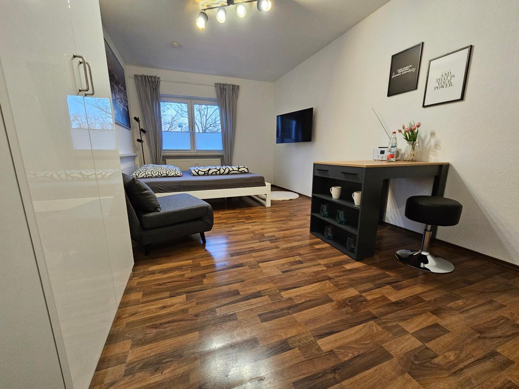 Apartment Neu Eingerichtetes 1zimmerapartment Mit Tg Stellplatz, Stufenloser Zugang *